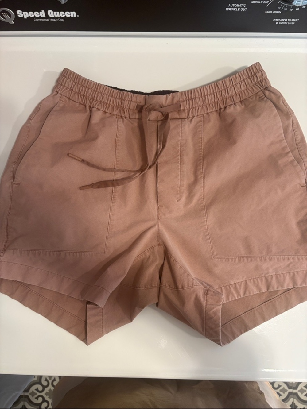 Lululemon Mens Bowline 5" Ripstop Shorts Smoky Topaz Brown Medium Linerless